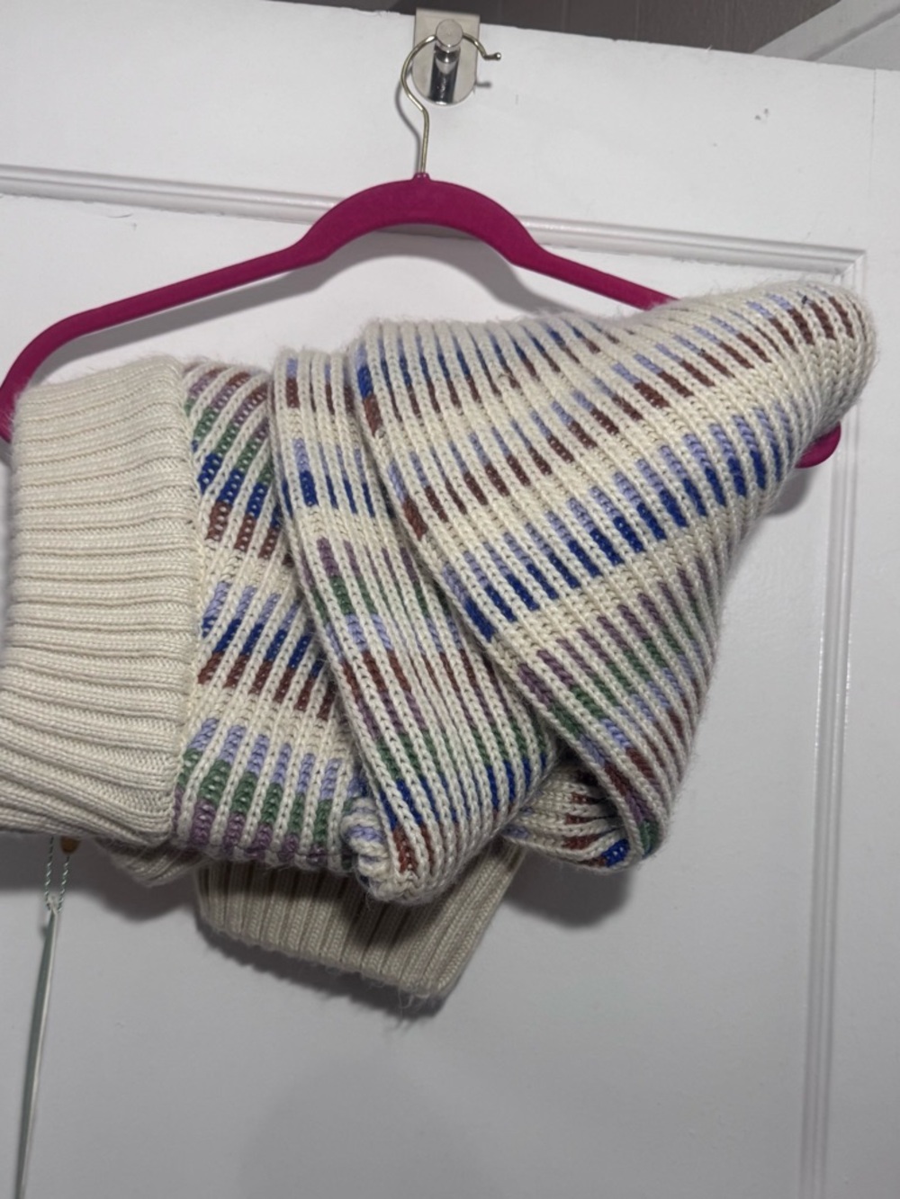 FARM Rio NWT Ivory chunky Knit V-Neck Cardigan Sweater w/ Multicolor Accents - Picture 7 of 7